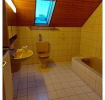 REH in Rottenburg Kernstadt - 1.300,00 EUR Kaltmiete, in Rottenburg am Neckar (PLZ: 72108)