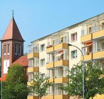 2-Raumwohnung - bezugsfertig - mit Badewanne und Balkon - Strasburg (Uckermark)