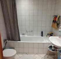 SB 1 Zimmer Wohnung, Balkon, Bad m.Wanne, Kammer, hell - Saarbrücken Brebach-Fechingen