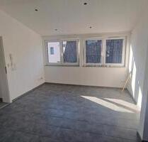 2 Zimmer Wohnung, in Esslingen Mettingen- sehr Hell und Zentral, - Waiblingen Beinstein