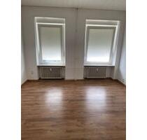 Helle, modernisierte 1,5 Zimmer-EG-Wohnung Einbauküche, Waschm. - Wuppertal Elberfeld