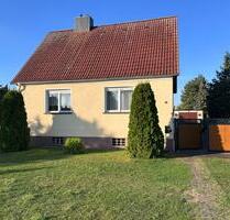 Freistehendes Einfamilienhaus mit Ausbaureserven auf Grundstück - Elbe-Parey