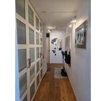 Zimmer für weibliche Mieterin (möbliert) - Freiburg im Breisgau Betzenhausen