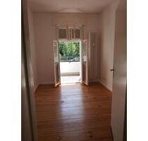 leere Wohnung in Moabit ab sofort bis 25.9.25 zu vermieten - Berlin Lichtenberg