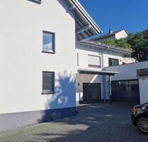 3 Zimmerwohnung - 1.000,00 EUR Kaltmiete, ca.  88,00 m² in Taunusstein (PLZ: 65232)