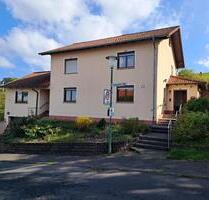 Reserviert !!! Einfamilienhaus mit Einliegerwohnung - Eiterfeld