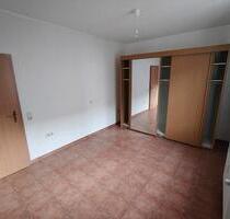 Gepflegte Erdgeschosswohnung EBK , Carport, Saarblick - Saarburg