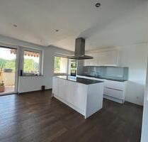 Helle, moderne 4-Zimmer-Wohnung mit Balkon u. offenem Wohnkonzept - Wolfsburg Detmerode