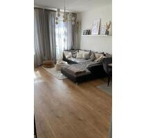Wunderschöne, großzügige 3-Zimmer-Altbauwohnung - 102 m² - Hof Altstadt