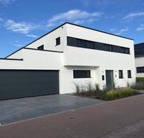 Einfamilienhaus mit Doppelgarage für höchste Ansprüche Sulzfeld - Eppingen