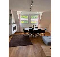 Wohnung in bester Lage von Langenfeld,Carport ,Gaskamin, Küche - Langenfeld (Rheinland)