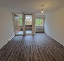 Ab 24.10. ruft euch diese wunderschöne 2-Zimmer-Wohnung mit Balkon in Siemensstadt! - Berlin Reinickendorf