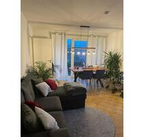 Moderne Mietwohnung Köln - Küche verpflichtend