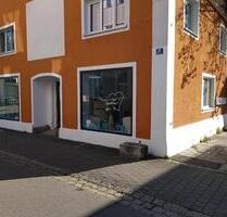 Gewerbefläche 85 qm - 1.080,00 EUR Kaltmiete, ca.  10,00 m² in Bayerbach (PLZ: 94137)