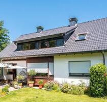 Schicke Obergeschosswohnung mit Balkon im Grünen zwischen Bielefeld und Leopoldshöhe