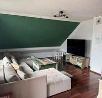 Charmante 3-Zimmer-DG Wohnung mit Balkon und Garage in Bobingen - Friedberg