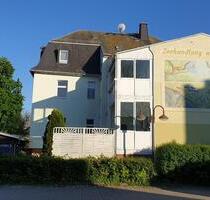 Schöne 3-Raumwohnung mit Balkon zentral in Thalheim - Thalheim/Erzgebirge