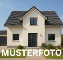 Hochwertig modernisiertes Einfamilienhaus mit großem Garten - Altlußheim