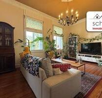 SCHADE IMMOBILIEN - Charmante 4-Zimmer-Altbauwohnung mit Garten & 2 Stellplätzen in Plettenberg!