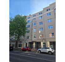Anfragen nur per Mail. 4-Zi. Altbauwohnung im 3. OG mit EBK , Balkon und Garten. - Bremerhaven Mitte