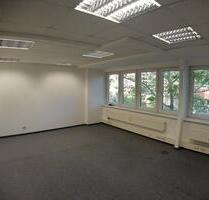 Büro, Gewerberaum, Lager mit Parkplätzen - Berlin Lichtenberg