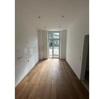 ***Kernsanierte 2-Zimmer-Wohnung mit Balkon und Einbauküche*** - Wuppertal Barmen