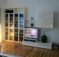 Charmante 2-Zimmer-Altbauwohnung mit Einbauküche und Balkon - Düsseldorf Oberbilk