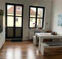 Schöne 2 Zimmer Wohnung mit Balkon mitten in Brakel