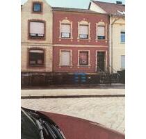 Mehrfamilienhaus in Zerbst - 89.000,00 EUR Kaufpreis, ca.  200,00 m² in Zerbst (Anhalt) (PLZ: 39261)