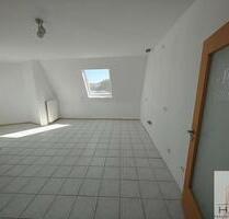 Große Wohnung in zentaler Lage - 1.200,00 EUR Kaltmiete, ca.  158,00 m² in Duisburg (PLZ: 47055) Duisburg-Mitte