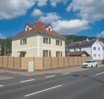 Tolle freistehende Stadvilla zu verkaufen in 74865 Neckarzimmern