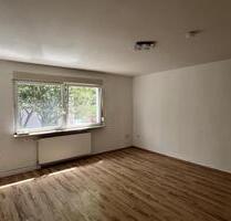 ~ Helle 2-Zimmer Etagenwohnung + sofort beziehbar! ~ - Duisburg Duisburg-Mitte