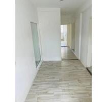 Charmante 2-Zimmer-Wohnung mit großer Dachterrasse und Blick auf - Lauingen (Donau)