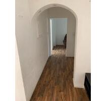 Helle 2-Zimmer-Wohnung in Duisburg-Laar