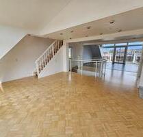 Außergewöhnliche Maisonette (115m²) in D-Eller - Küchenübernahme - Düsseldorf Stadtbezirk 8