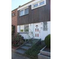 Reihenmittelhaus mit großer Ausbaureserve im Dach - Aachen Aachen-Mitte