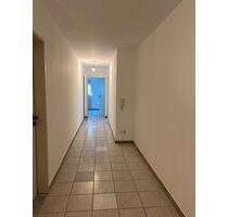 FRISCH renoviert: schöne 2-Zimmerwohnung im Souterrain in Roxheim - Hargesheim