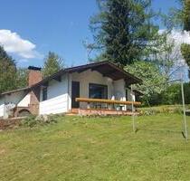 Wochenendhaus mit großem Grundstück (2.149 m²) in Unterstaudach - Hofkirchen