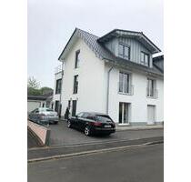 2 - Familienhaus mit 3 Wohneinheiten und 647 qm Gartengrundstück - Siegburg