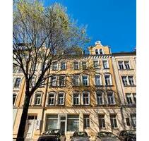 Helle 3-Zimmerwohnung im 1. OG mit Küche und Tageslichtbad - Chemnitz Altendorf