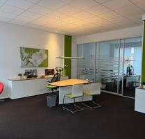 Büro in der Moerser Innenstadt - 85qm, 2 Räume + Küche & WC