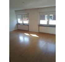 zwei ein halb Zimmer Wohnung - 860,00 EUR Kaltmiete, ca.  90,00 m² in Dettenheim (PLZ: 76706)