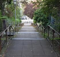 Stuttgart-Mitte, 3-Zi-Wohnnung,Halb-Höhenlage mit Stuttgart-Blick