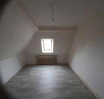 Kleine 2 Zimmer Dachgeschosswohnung Dinslaken Bruch
