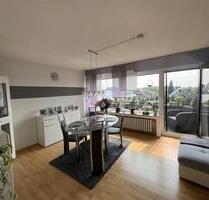 Großzügige 3,5 Raum Dachgeschosswohnung mit Balkon in Oberhausen-Königshardt