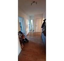 Schöne, modernisierte 3-Zimmer-Wohnung mit Garage, Balkon und EBK - Tostedt