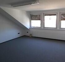 Wunderschöne Einzimmerwohnung im Dachgeschoss in Betzdorf