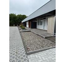 Schöne 3 Zimmer Wohnung - 790,00&nbsp;EUR Kaltmiete, ca.&nbsp; 90,00&nbsp;m&sup2; in Neukirchen (PLZ: 25927)