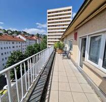 ab 01.12.25 - möblierte 2,5 Zimmer Wohnung in Stuttgart-West