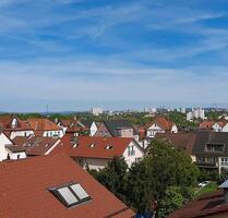 Helle DG-Wohnung Zuffenhausen,EBK,Balkon,Kamin - Stuttgart